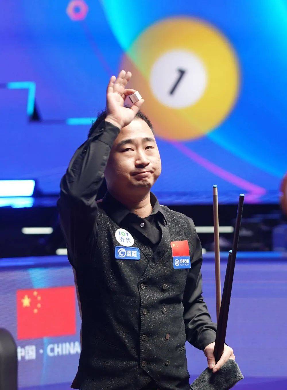 戴维斯等巨 戴维斯等巨